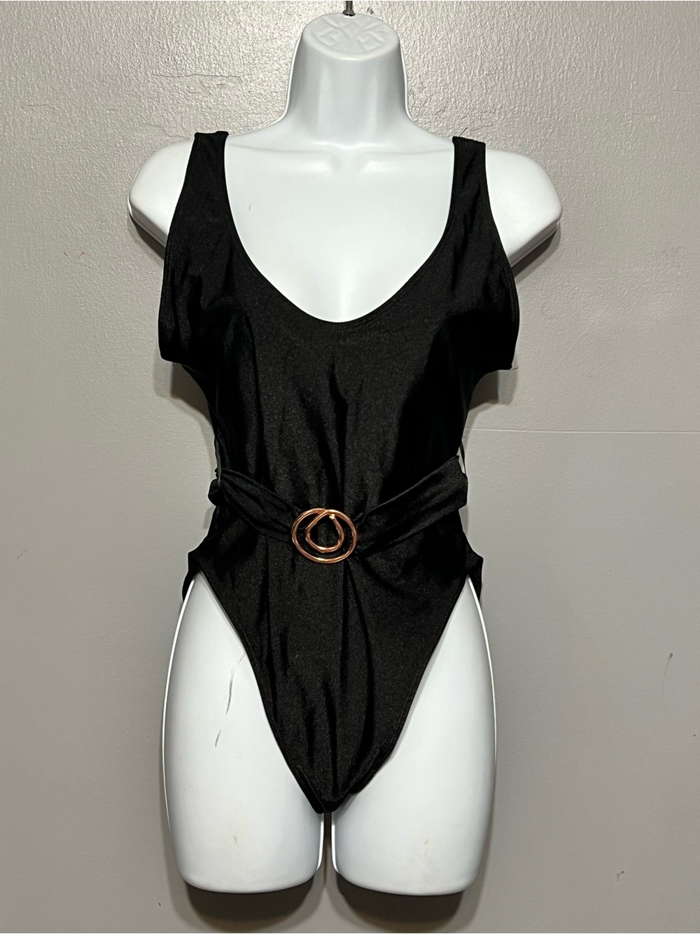 Monat Oil Drop Buckle Swimsuit Glossy Black Belted One Piece Bathing Suit Medium